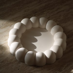 Jesmonite Bubble Tray Coaster – Handmade Custom Color Decorative Tray, Modern Minimalist Home Decor Gift