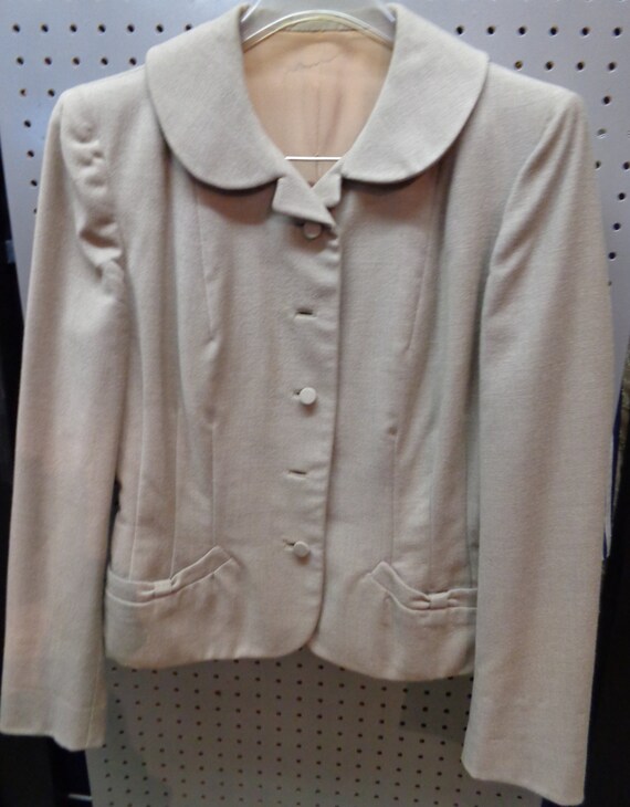 ladies short beige jacket