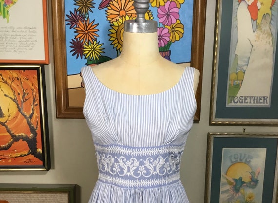 1950’s-60’s Vintage baby blue & white striped sum… - image 1