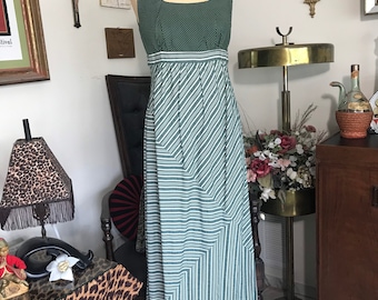Vintage 1970s Seersucker Maxi Dress Green White Patchwork Gingham Plaid Boho Sun Gown