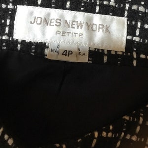 Jones of New York 1980's Short Jacket image 5