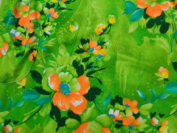 1960's Hawaiian Floral Print Shift Dress - image 5