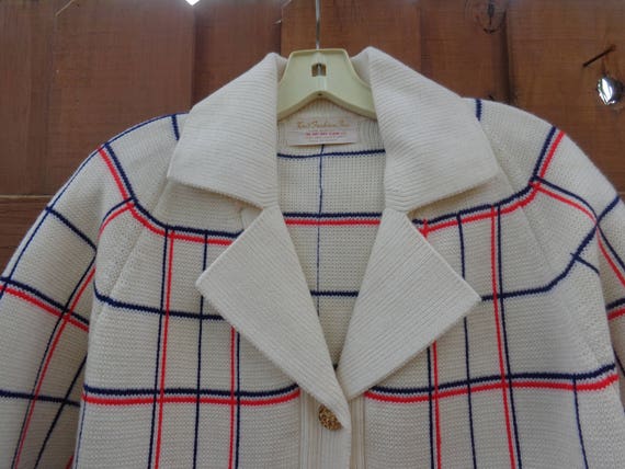 Knit Fashions 1970‘s Winter Coat/Sweater