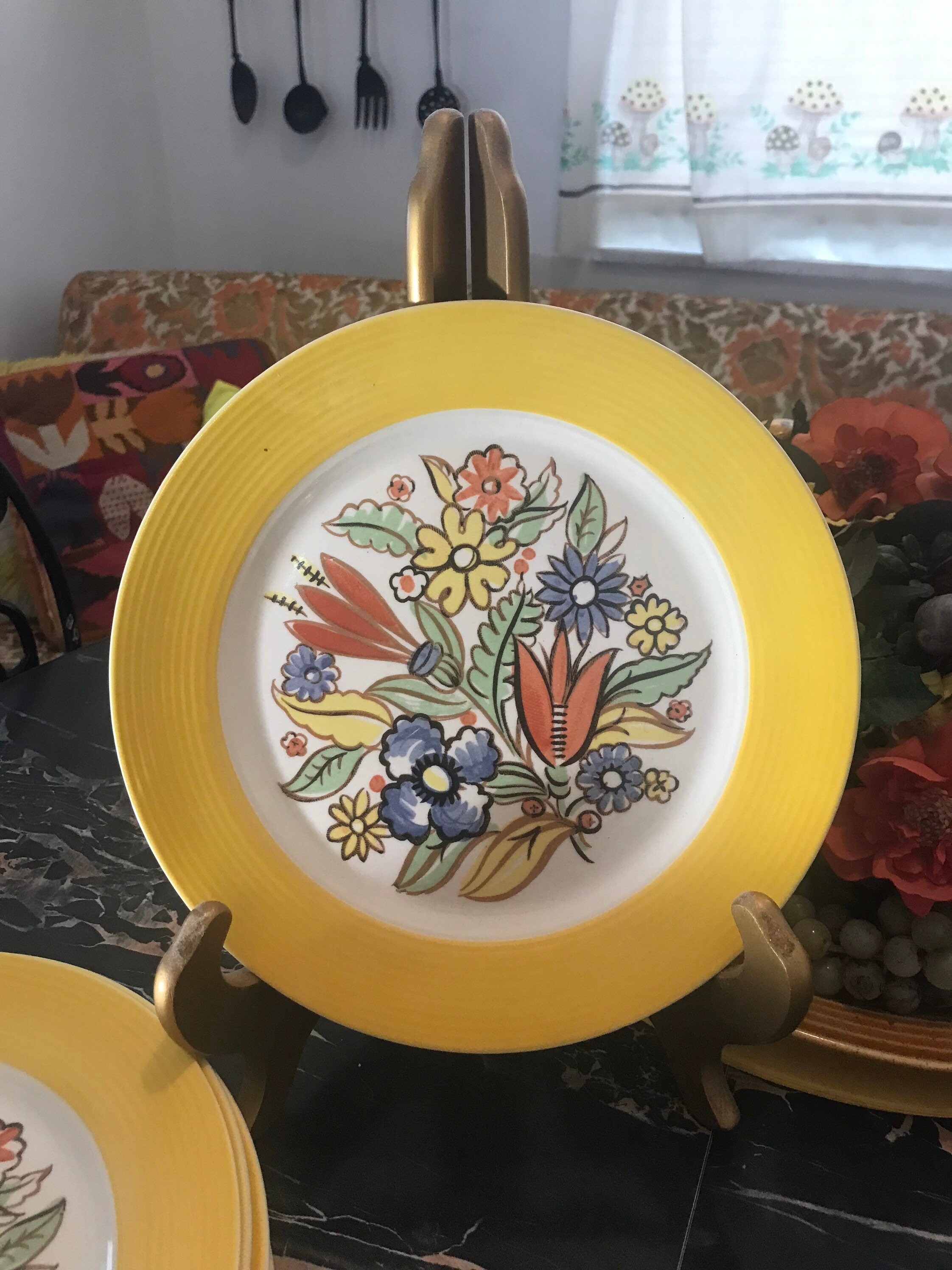 Triumph American Limoges Bermuda-t Dinner Plate Yellow Floral 9-1