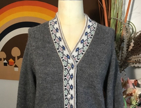 1980's Women's Gray Alpaca Wool Cardigan Sweater - image 2