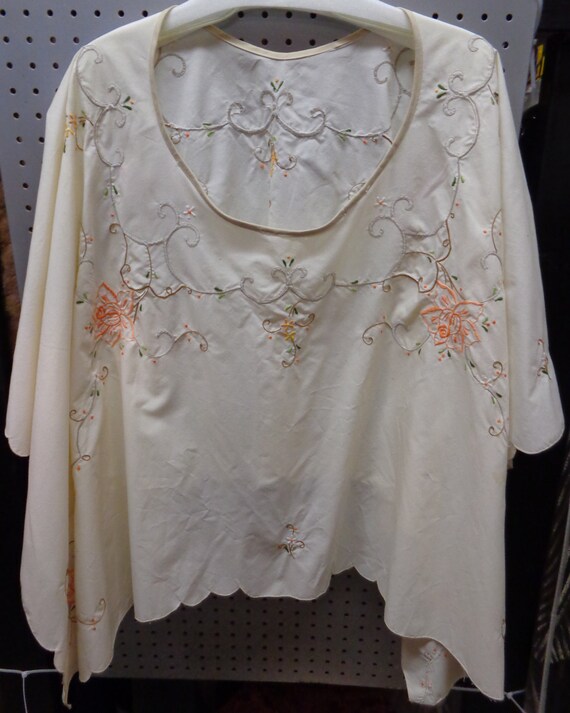 1970's Poncho Embroidered - image 2