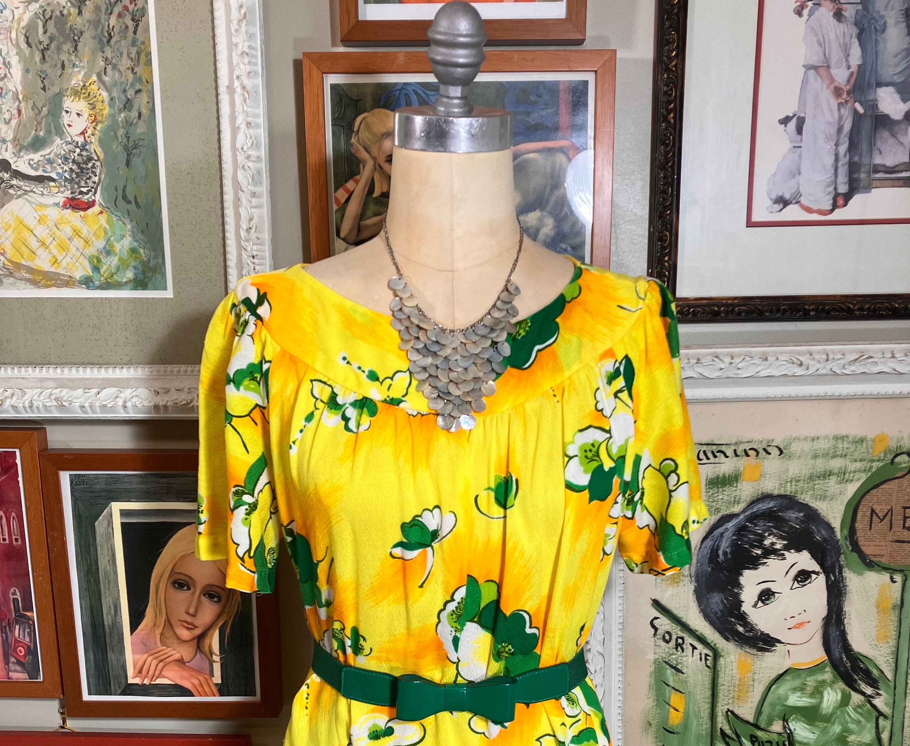 60s -70s Jewelry – Necklaces, Earrings, Rings, Bracelets 1960s Hawaiian Floral Print Shift Dress $62.00 AT vintagedancer.com