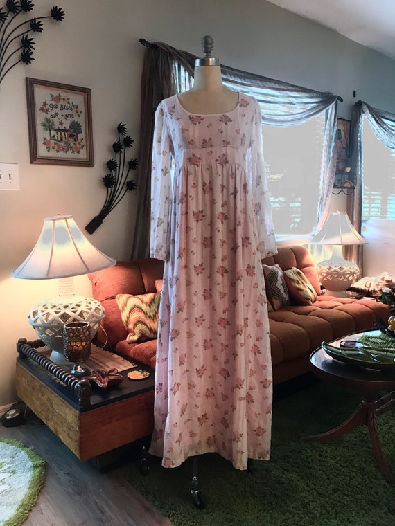 Vicki Vaughn 1970's Maxi Dress cotton Floral-Bell… - image 3