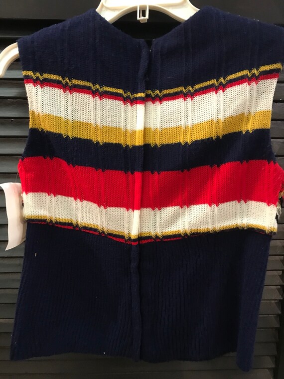 1970's Sweater Vest  ladies Sleeveless Sequined - image 3