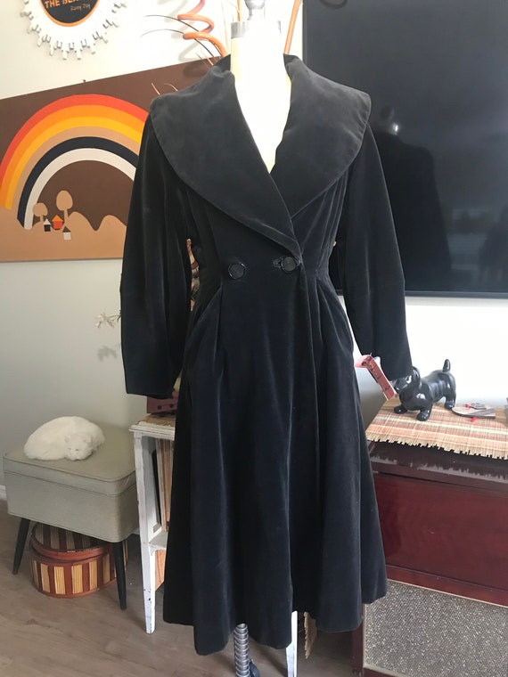 1940's Black Velvet Coat or Dress - image 2