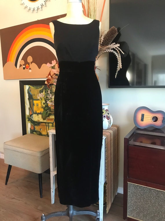 1960s Gown Black Velvet and Rayon - image 2