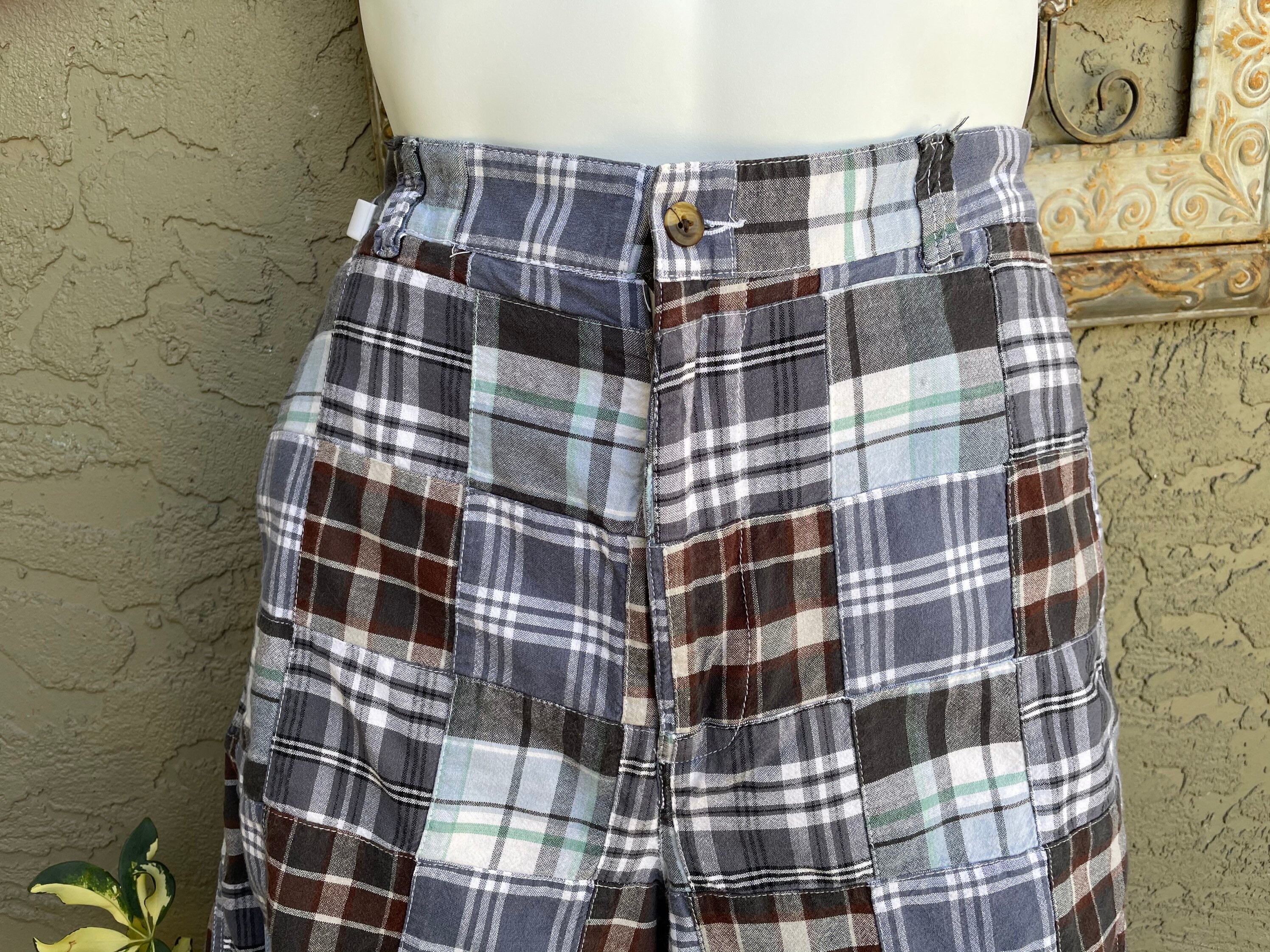 Gray shop plaid shorts