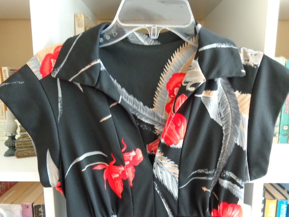 1970's Dress Red Floral