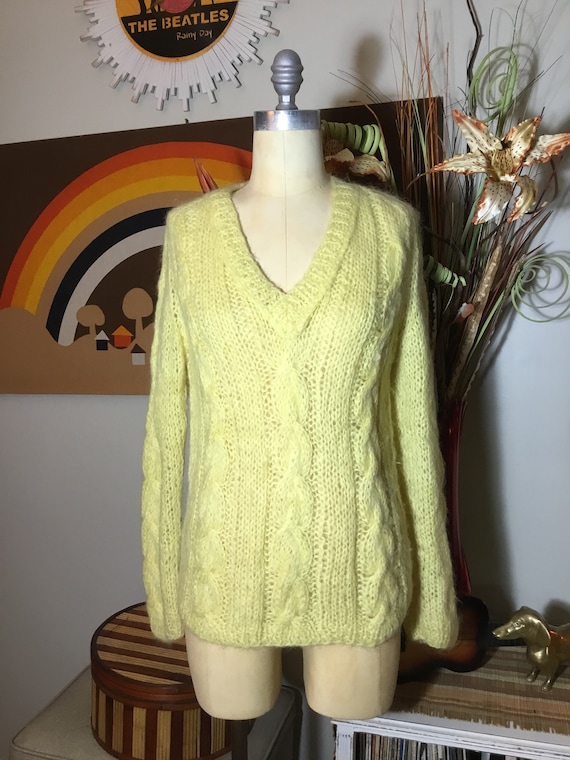 Hand Knit Italian 1960's Mohair Sweater - image 2