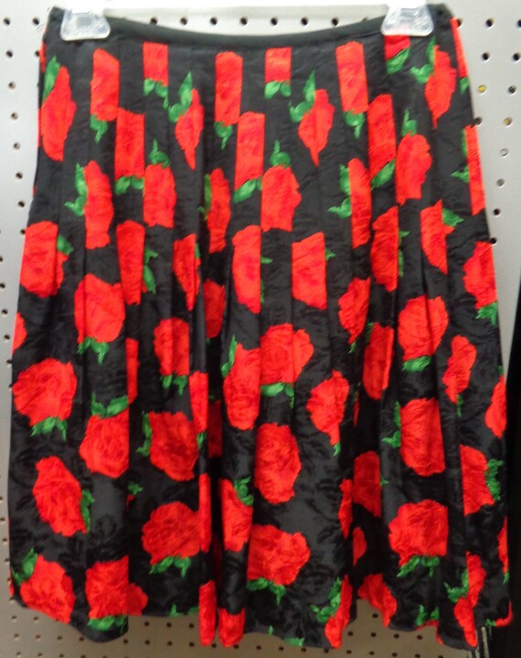 1980's Skirt Pleated Rose Print Flared Flirty