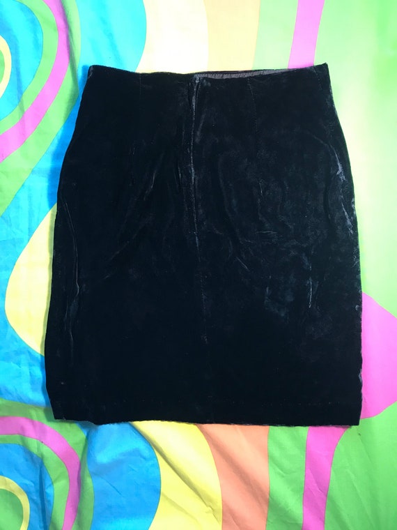 Z Cavaricci 1980s Black Velvet Mini Skirt - image 3