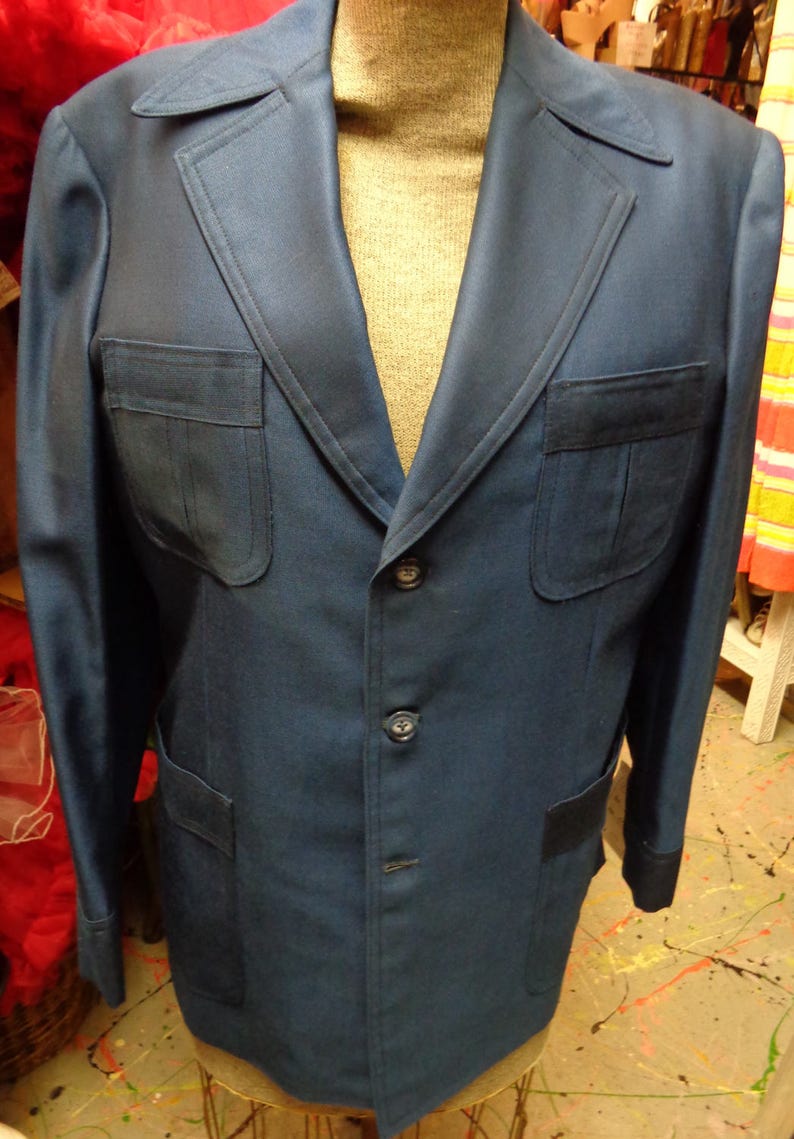 available Medium-VINTAGE 1970/'s Men/'s Blue Leisure Jacket by Holiday Fashions FREE SHIPPING
