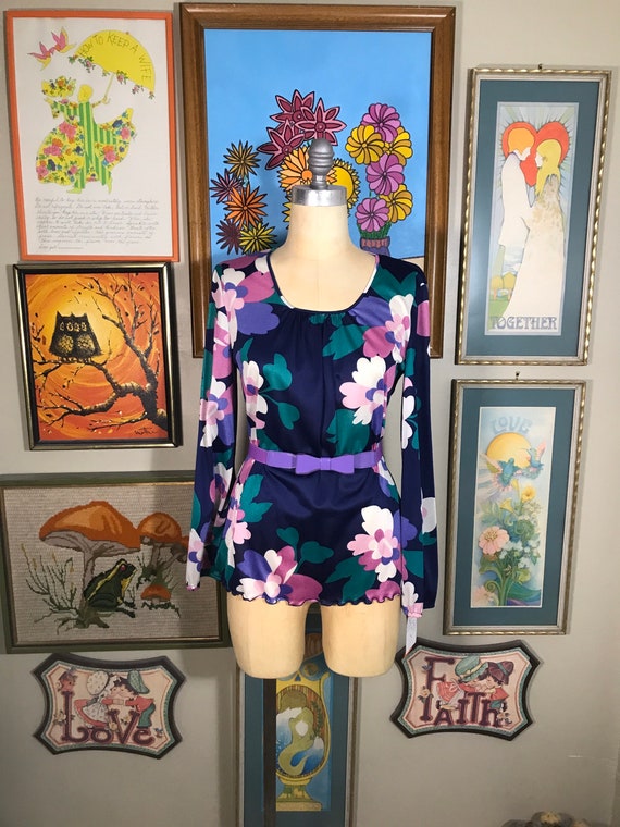 Vera 1970’s Women’s Nylon Floral Blouse - image 2