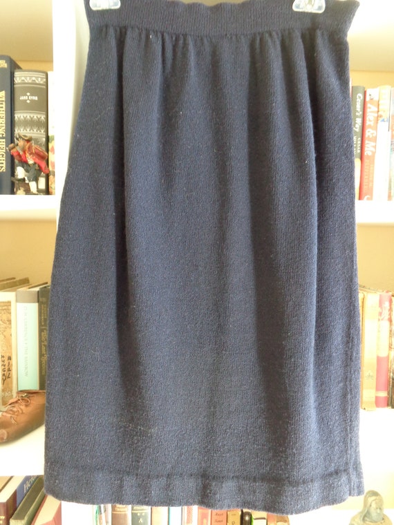 1980's Wool Skirt Knit Navy Blue - image 2