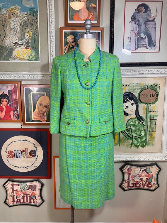 Handmacher 1960’s 2 Piece Knit Suit  Ladies - image 2