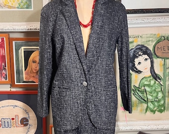 A.Byer 1990’s Vintage Ladies Black Flecked Skirt Suit