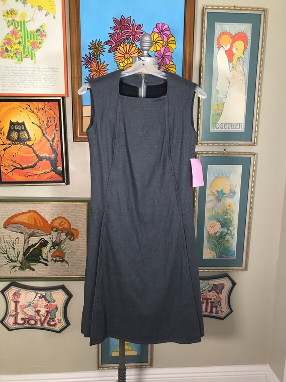 1960's Classic Linen Jumper Dress - image 2