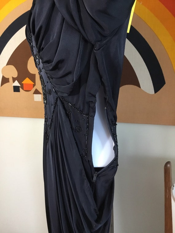 1980’s Black Ruched Dress - image 7