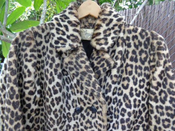 Jepper's 1960's Faux Leopard Fur Knee Length Coat - image 2