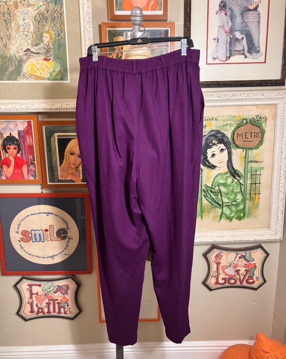 Fitting Image 1990's Women's Pants - image 3