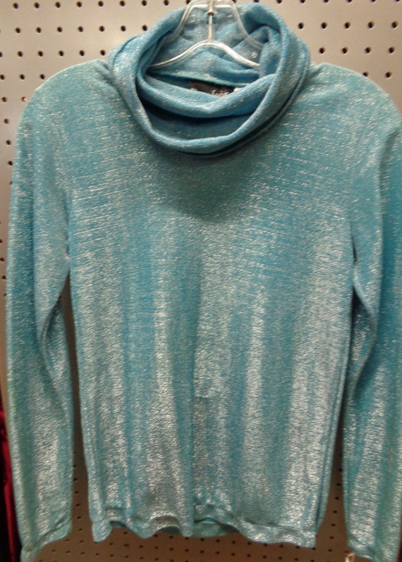 aqua tops ladies