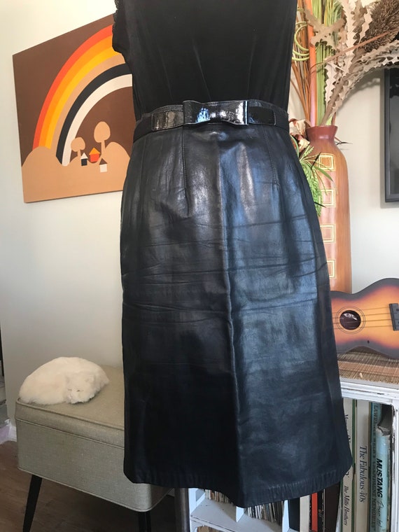 Maxima 1980'S Black Leather Skirt - image 3