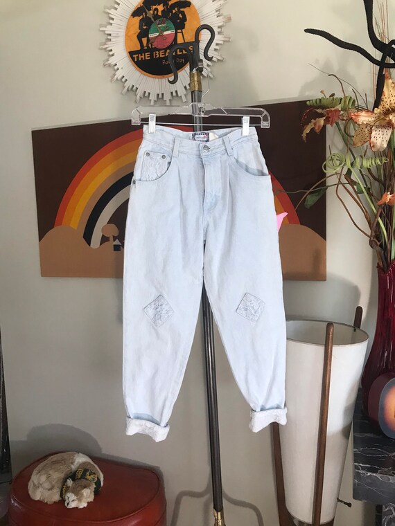 Sasson 1980'S Acid Wash Denim Jeans With Lace - image 2