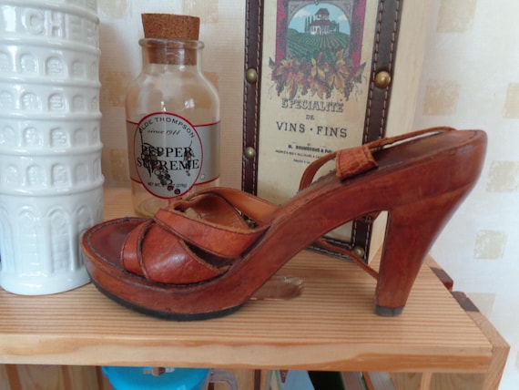 Kinney Shoes 1970's Platform Brown Leather Brazili