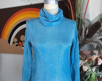 TIPPY TOPS 1970s Cowl Neck Top