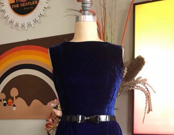 1960s Royal Blue Crushed Velvet Dress - image 1