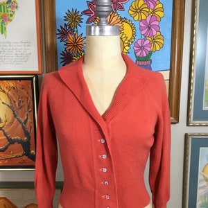 Pringle of Scotland 1950’s Women’s Short Cashmere Sweater