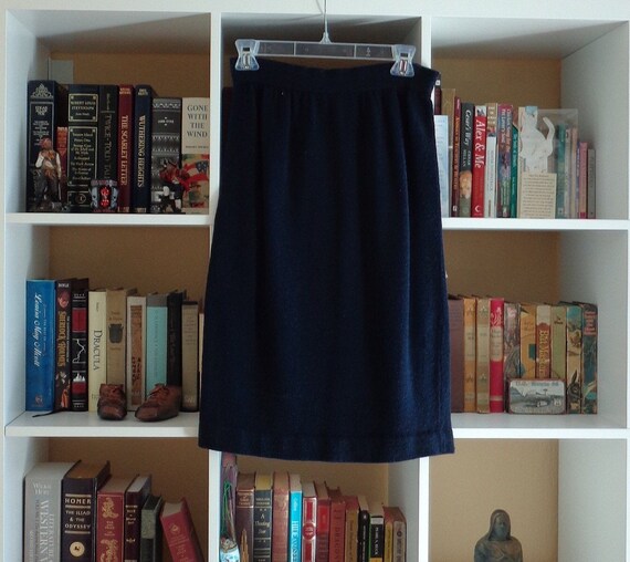 1980's Wool Skirt Knit Navy Blue - image 3