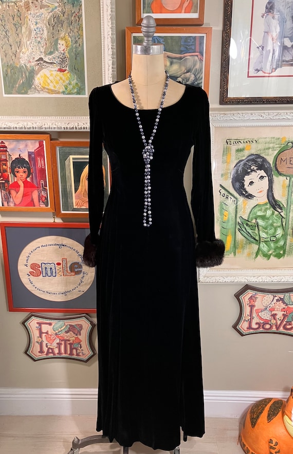 chinese dress ladies Amazon.com: Women's Fur Trim Bodycon Long Velvet Dress Square Neck Long  Sleeve Velvet Slim Fur Trim Fishtail Long Dress : Clothing, Shoes & Jewelry