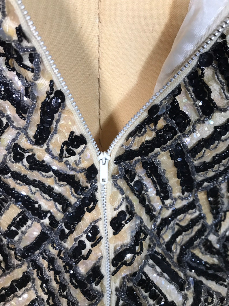 Jomar Imports LTD 1960's Beaded and Sequin Black & Beige Sleeveless Wool Knit Top image 6