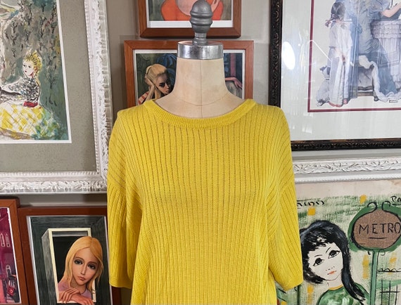 Koman 1980's Acrylic Knit