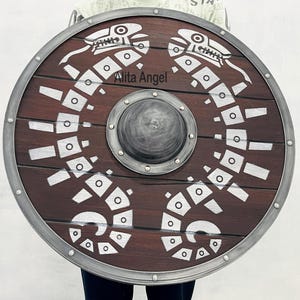 Handcrafted Wooden Viking Shield: Zelda Traveler&#39;s Cosplay Prop
