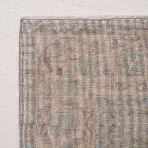 Alfombra turca azul de 8 x 10, alfombra neutra de lana para sala de estar, alfombra oriental, alfombra Oushak, alfombra grande para decoración rústica, 7'11 x 9'11 imagen 7