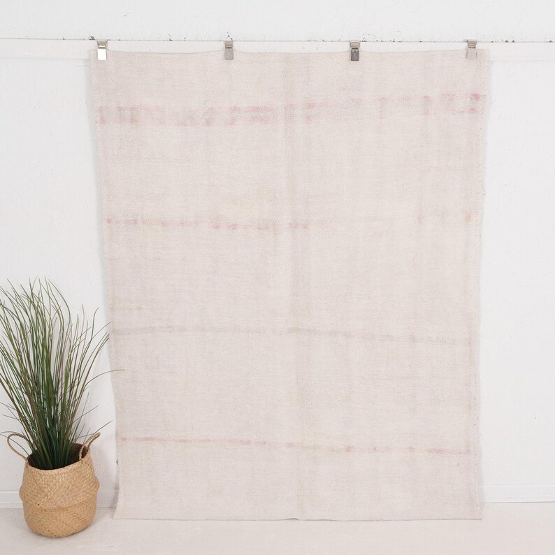 Vintage Turkish Rug 5x7, Handwoven | White Wool Antique Hemp 1970s ...