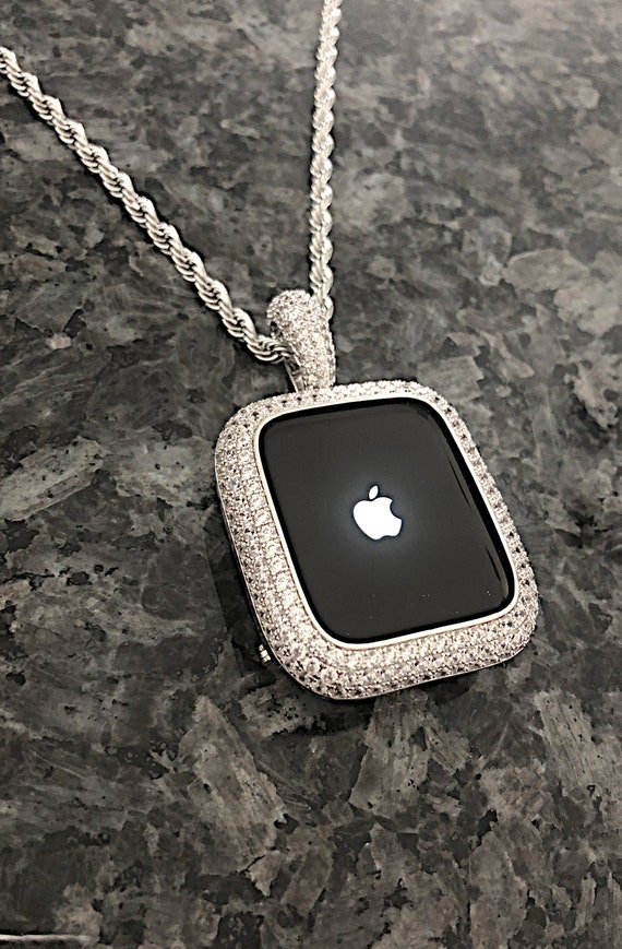 vca alhambra pendant