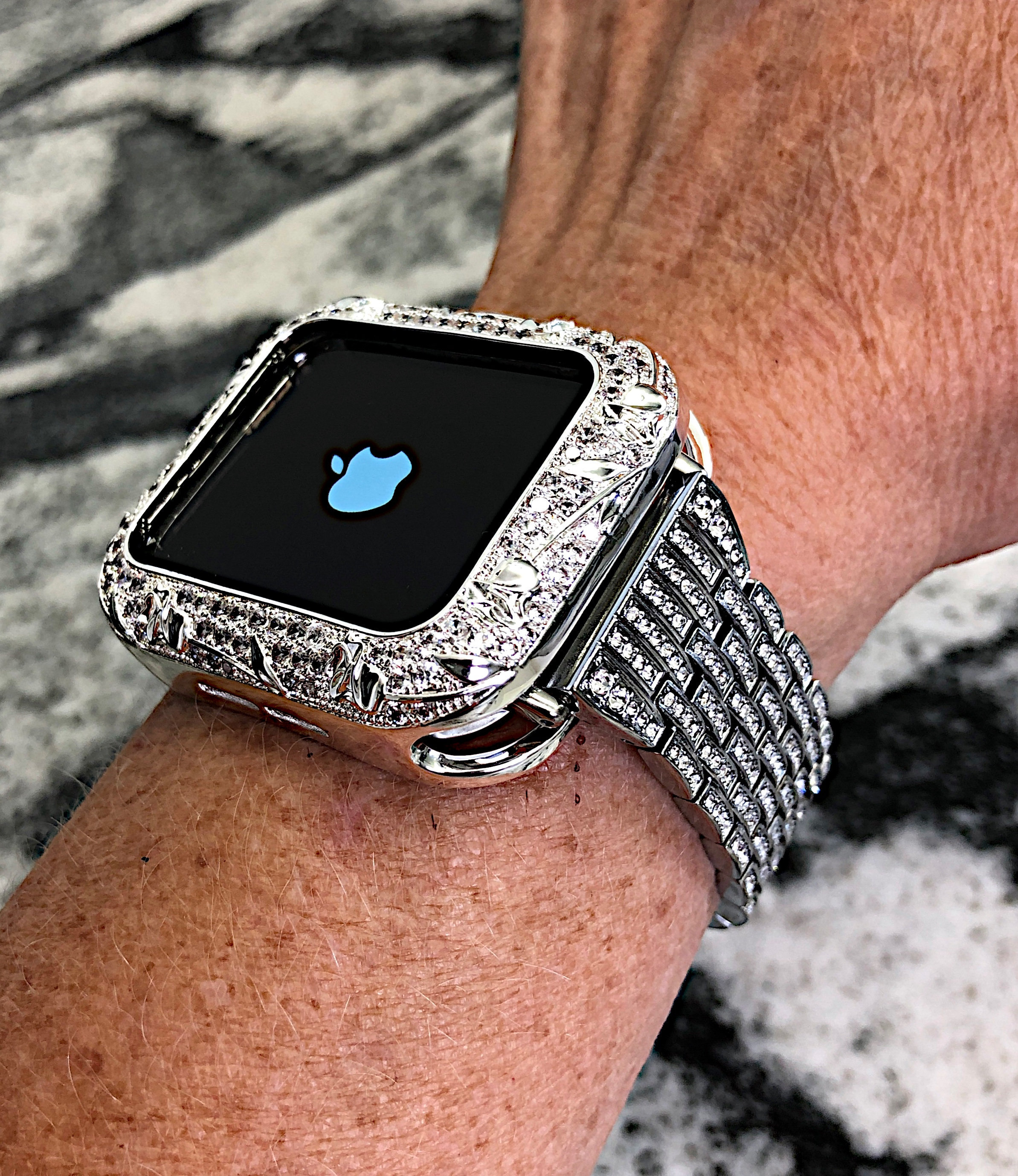 Apple Watch crystal Band y/o Cz Rose bud Apple Watch case | Etsy México