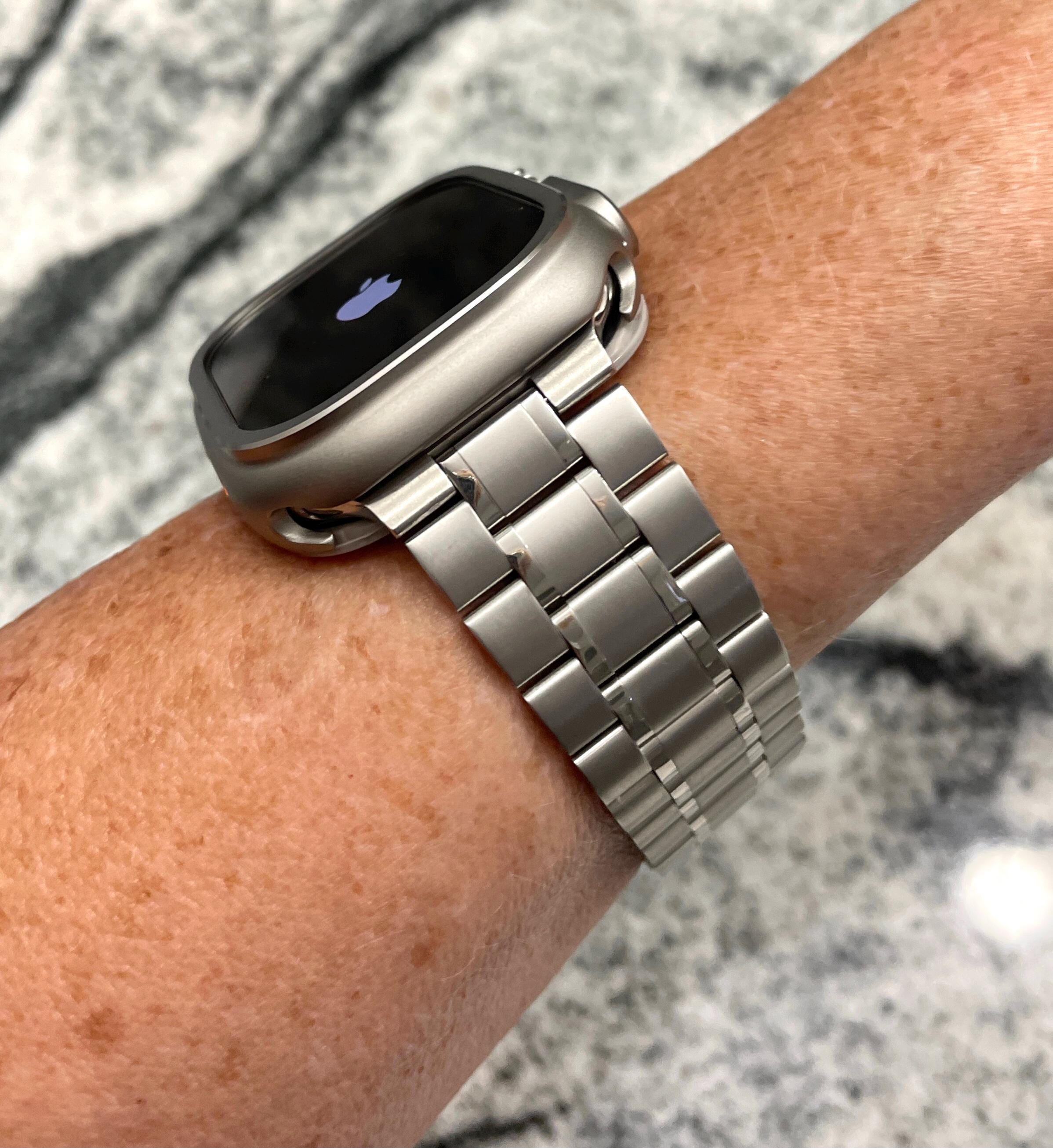 [手彫り]Apple Watch Case〜heritage (46/49mm) il_fullxfull.6221294156_pem2.jpg