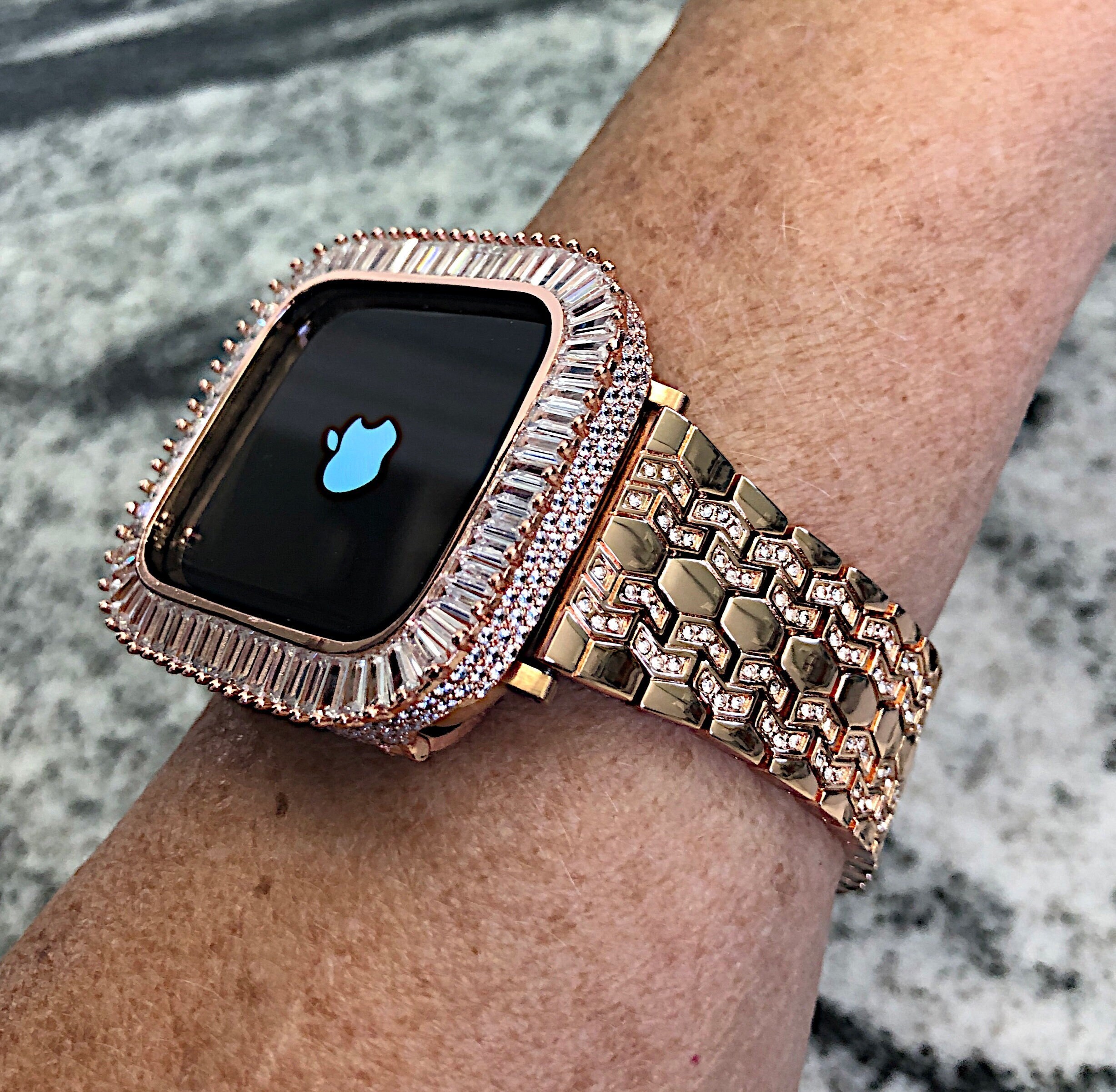 Iphone watch 5 gold store