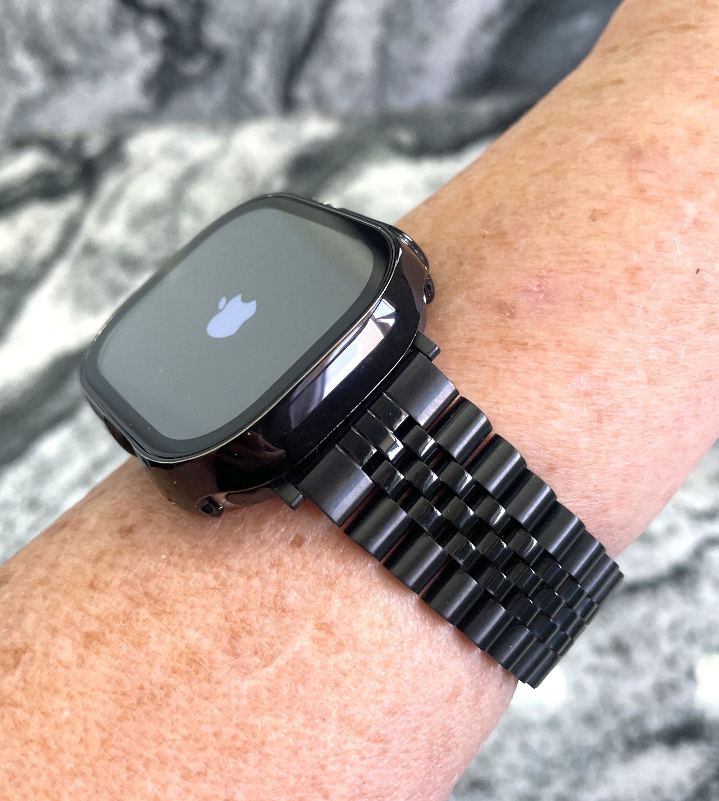 Black / Silver Jubilee Stainless Steel Metal Apple Watch Band 