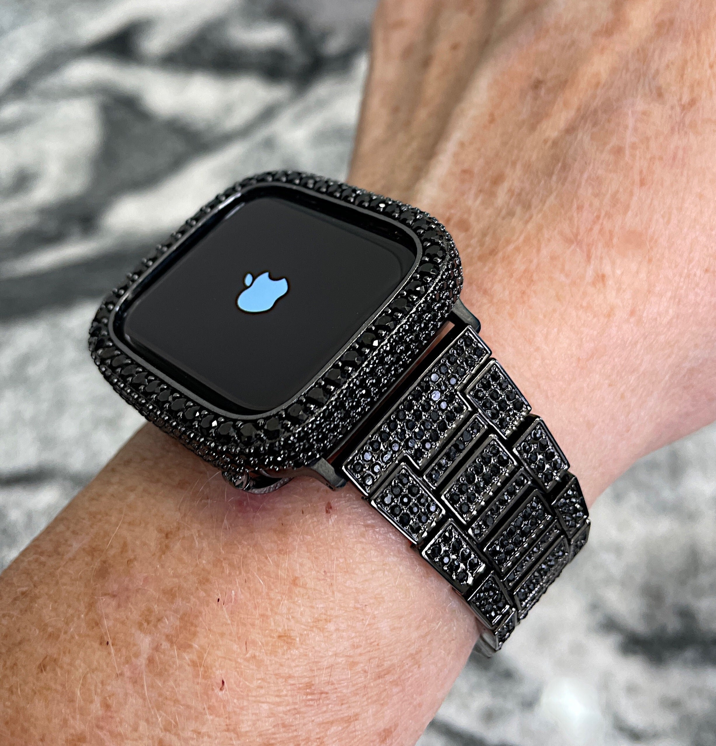 セール」AppleWatch case Diamond シルバー44/45 | jamiajatrabari.com