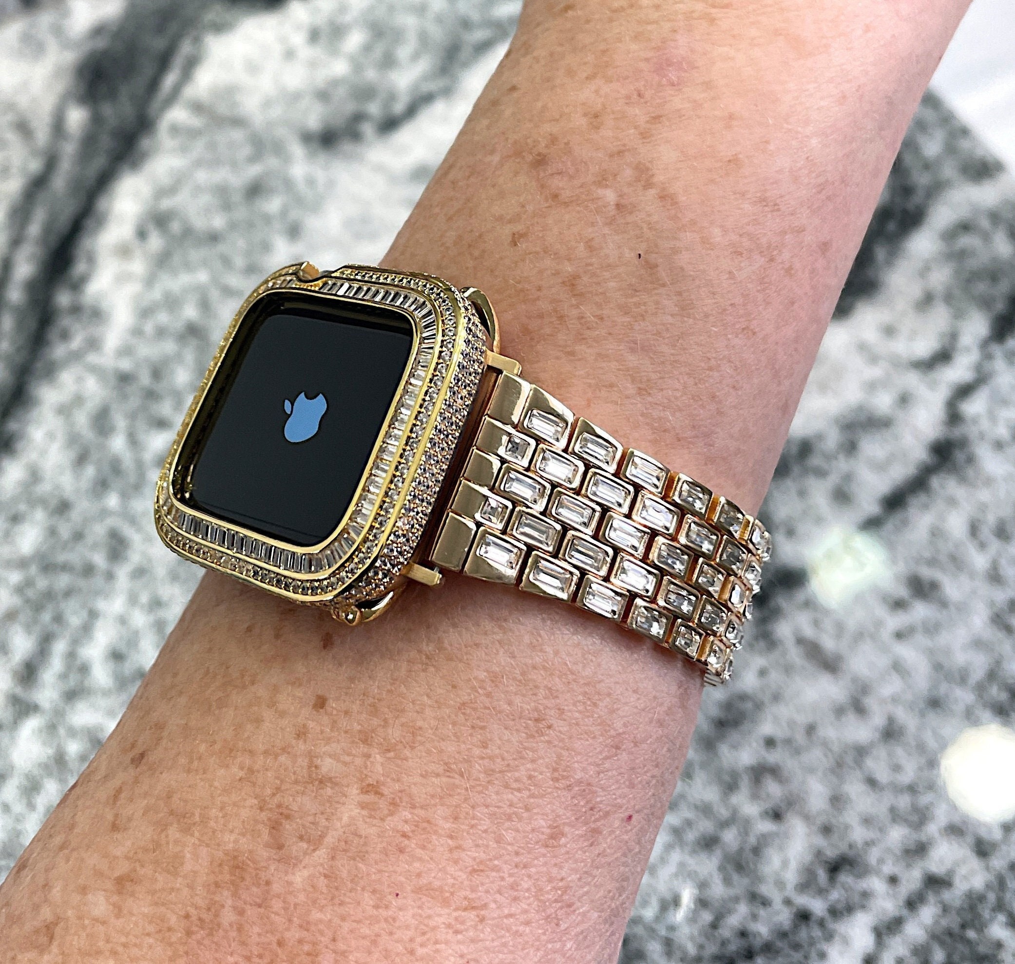 46mm Apple Watch Bezel Baguette Moissanite | 14K Gold Vermeil Luxury Tech Bling Iwatch Candy - Custom Gold Apple Watch Band with Baguettes & main image 3